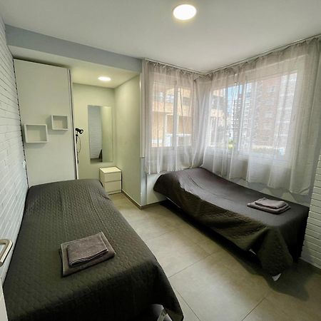 New Square Ocean Apartment Benidorm Bagian luar foto
