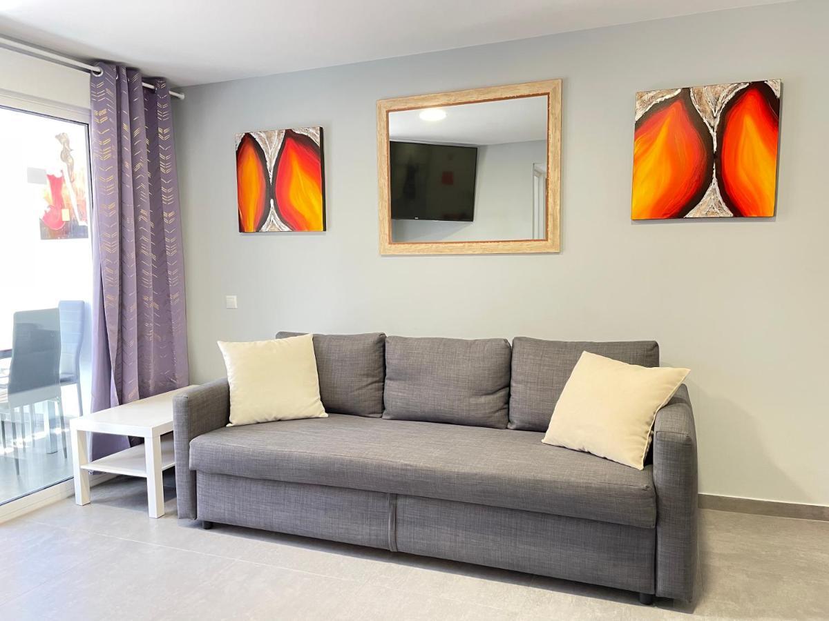 New Square Ocean Apartment Benidorm Bagian luar foto