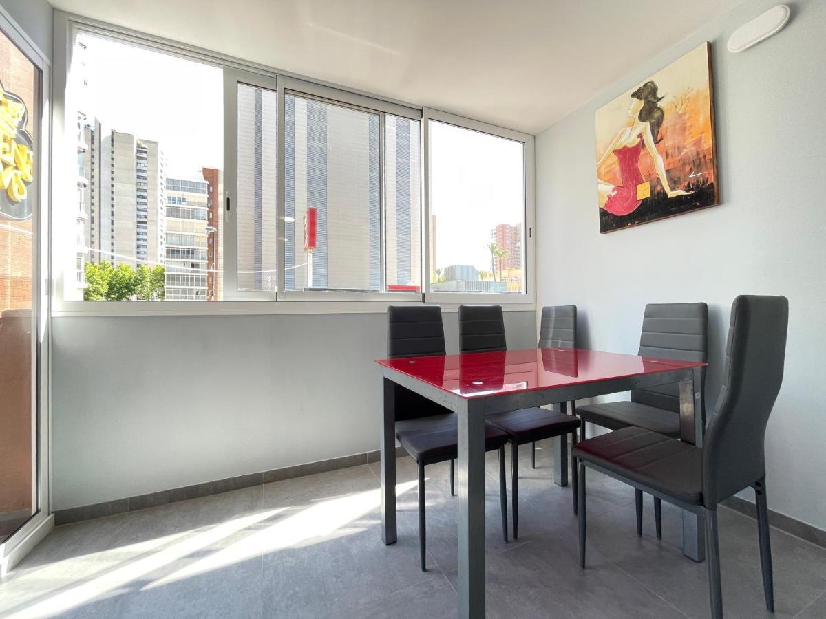 New Square Ocean Apartment Benidorm Bagian luar foto