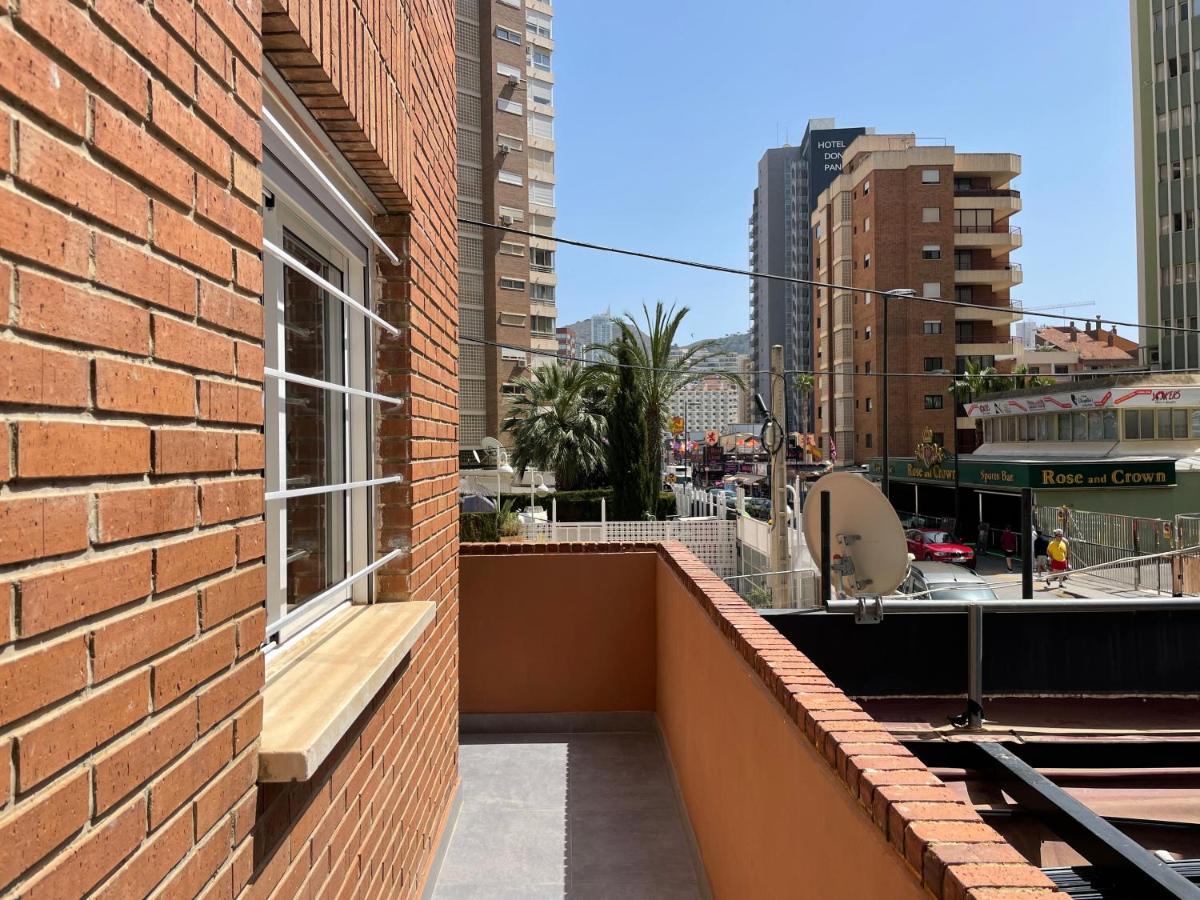 New Square Ocean Apartment Benidorm Bagian luar foto