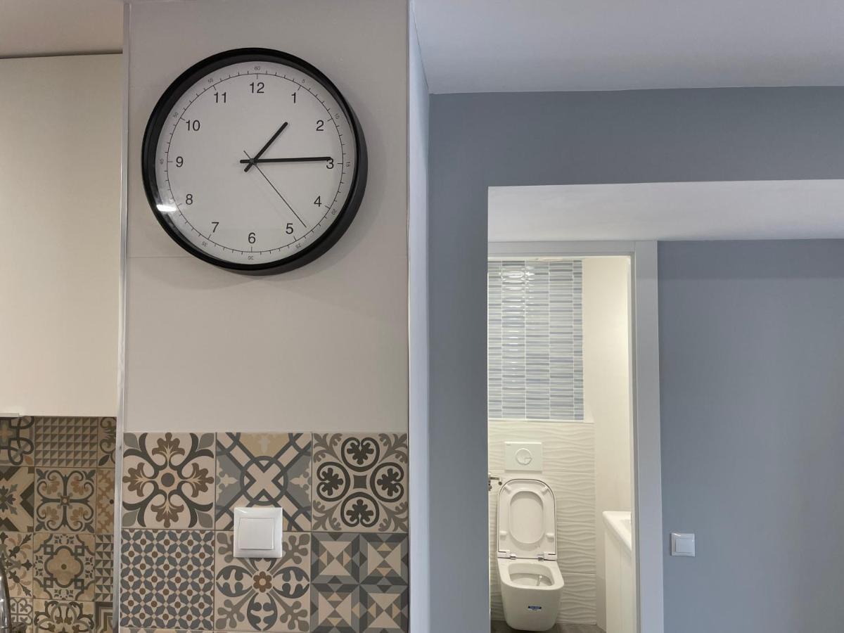 New Square Ocean Apartment Benidorm Bagian luar foto